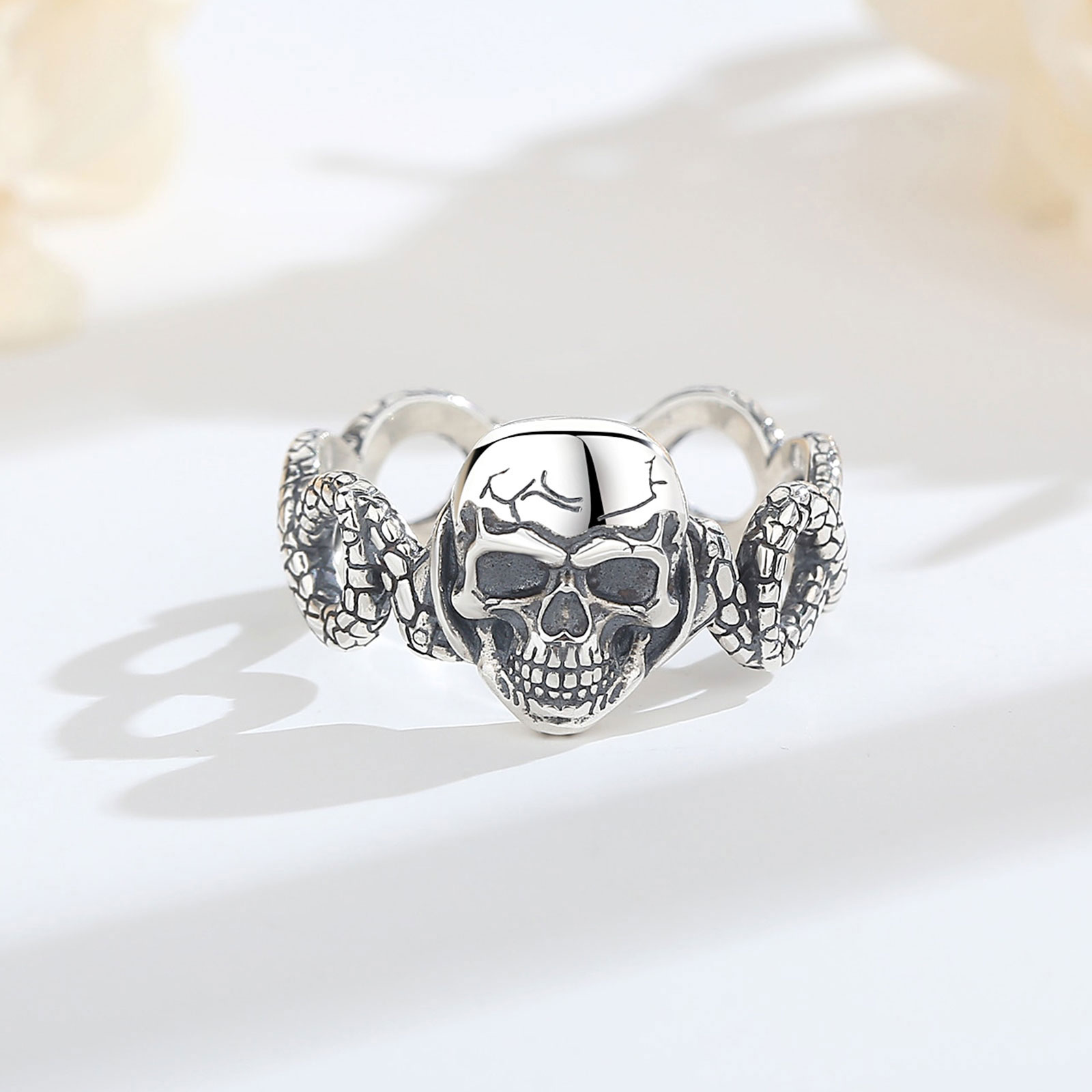 AEONSLOVE แหวนเงินแท้ 925 ปรับ - Gothic Skull Ring บทวิจารณ์และราคา